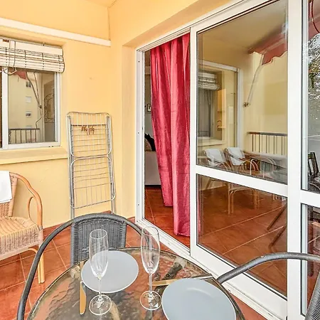 2 Bedroom In Fuengirola